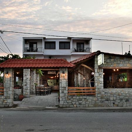 Paralia Sikias Theano Studios מראה חיצוני תמונה